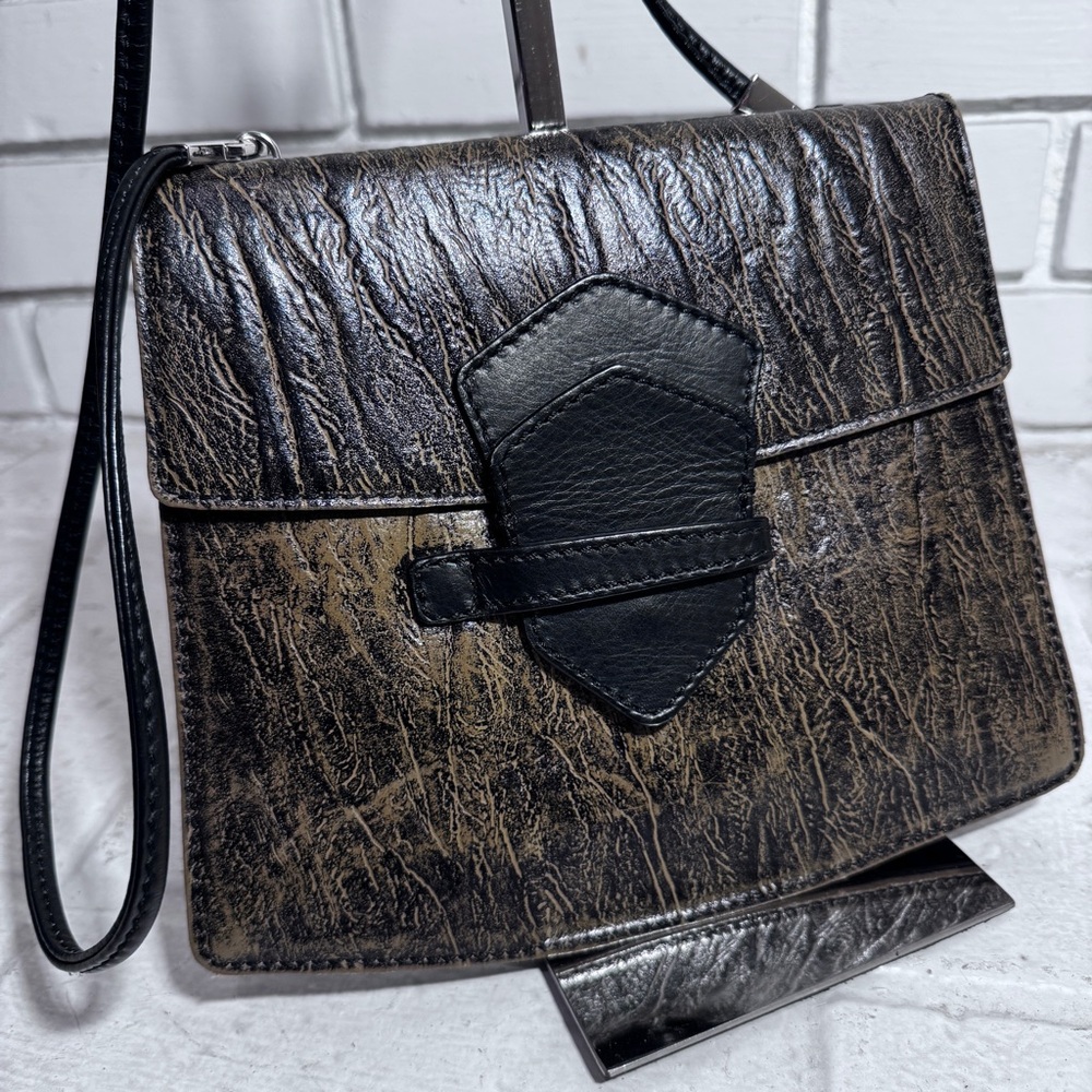 Francesco Biasia Elegant Black and Brown Women's Textured Leather Bag ITALY